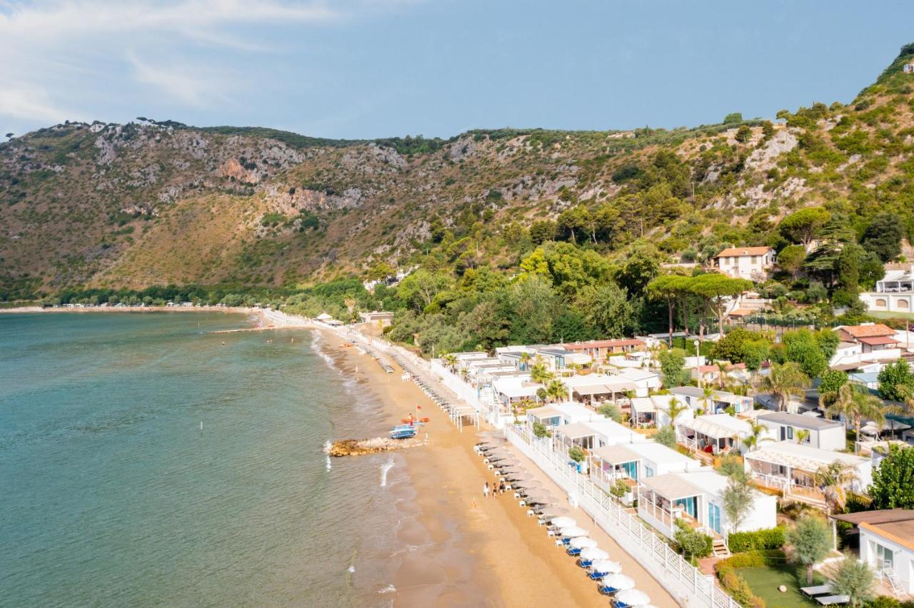 Le Palme Village Террачина Экстерьер фото